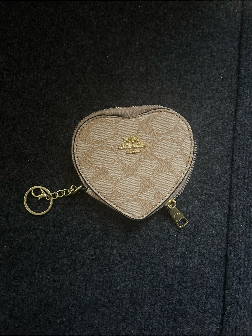 Coach Heart Coin Pouch Keyring in Khaki and Gold